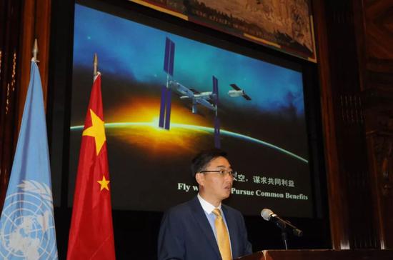 5b0d72955a3ba.jpg 5b0d72955a3ba.jpg