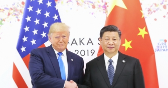 习近平同美国总统特朗普举行会晤