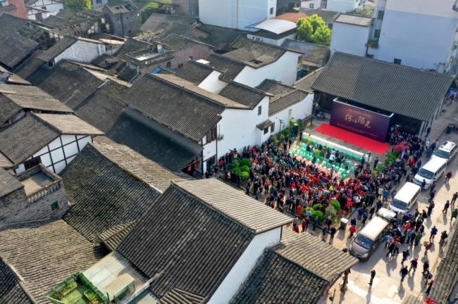 605c26acd6d2d.jpg